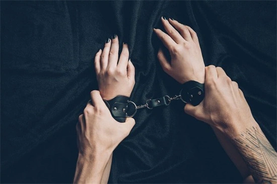 西檬之家-字母圈新人入圈指南：OTK、SP与安全词